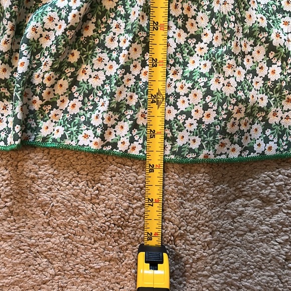 NWOT Green Floral Mini Dress With White Buttons. Size 8/10 - Picture 11 of 15